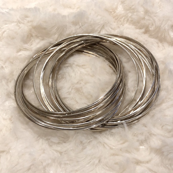 Silpada 21 Bangle Salute Bracelet - Picture 2 of 2